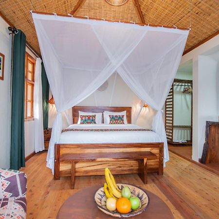 Gorilla Leisure Lodge Kisoro Extérieur photo