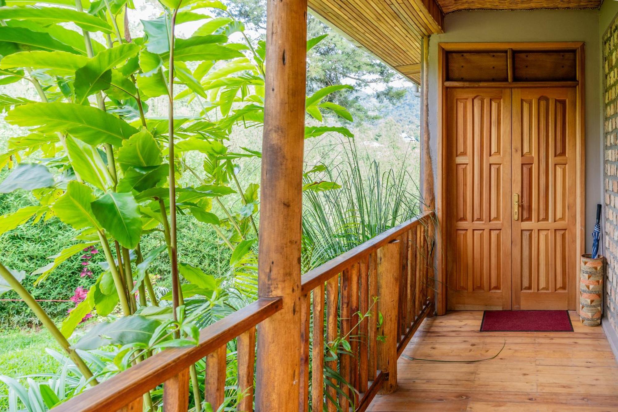 Gorilla Leisure Lodge Kisoro Extérieur photo